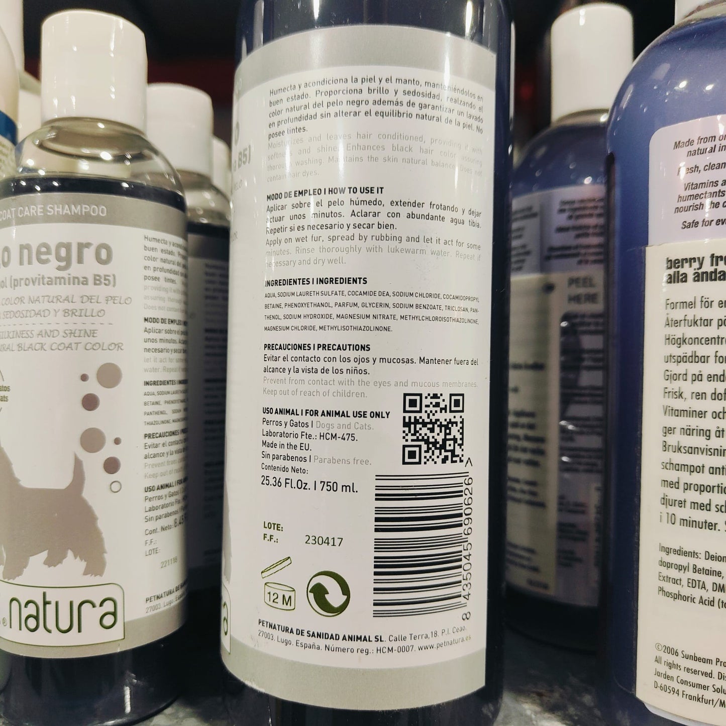 Champú PetNatura para Perro de Pelo Negro 250 ml y 750 ml